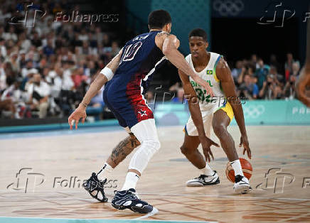 Partida de basquete olmpico masculino entre Brasil x Estados Unidos