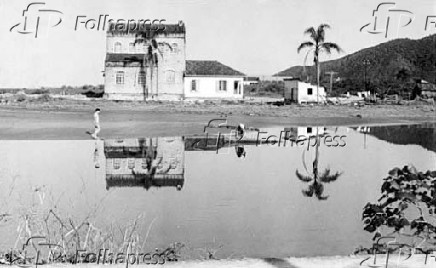 1956Rio Mongagu, em Praia Grande