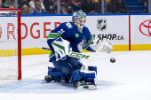 NHL: Calgary Flames at Vancouver Canucks