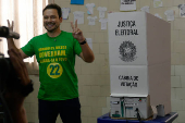 Capito Alberto Neto (PL) vota em Manaus (AM)