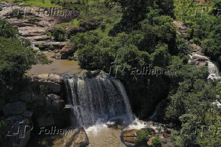 Vista de drone da Cachoeira do Machado