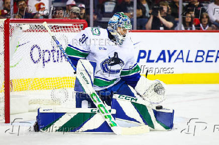 NHL: Preseason-Vancouver Canucks at Calgary Flames