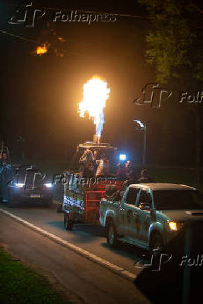 Carreata de fogo ilumina as ruas de Venncio Aires