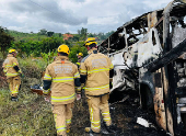 Traffic accident after a packed bus collided with a truck, at the Fernao Dias national highway