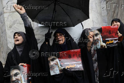 Iranians mourn the death of Lebanon's Hezbollah leader Nasrallah, in Tehran