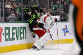 NHL: Carolina Hurricanes at Dallas Stars