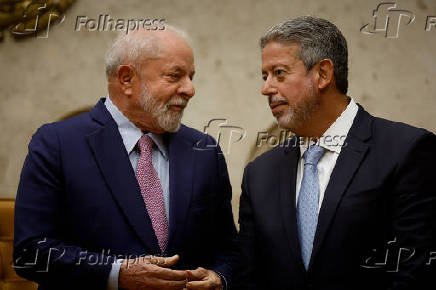 Lula e o presidente da Cmara, Arthur Lira, na posse de Cristiano Zanin no STF