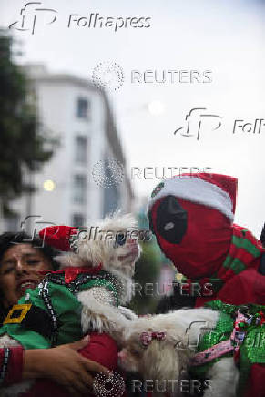 Christmas parade in La Paz