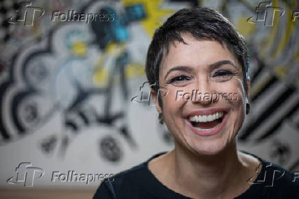 Retrato da jornalista e apresentadora  Sandra Annenberg