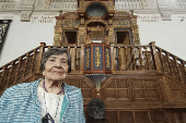 Asela Sanz, la mujer que llev el Premio Cervantes a Alcal de Henares