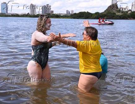 Ultramaratonista Alessandra Melo nada 50km em defesa do So Francisco