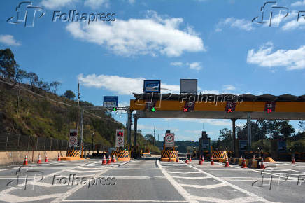 Praa de pedgio na rodovia Presidente Castelo Branco, no km 33, em Itapevi (SP)