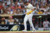 MLB: San Francisco Giants at San Diego Padres