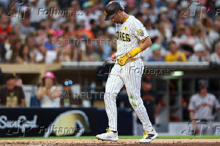 MLB: San Francisco Giants at San Diego Padres