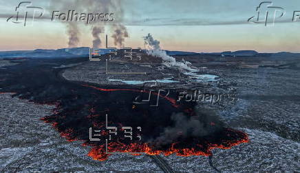 Volcano eruption near Grindavik