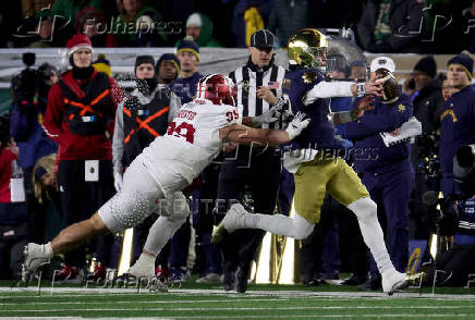 NCAA Football: CFP National Playoff First Round-Indiana at Notre Dame