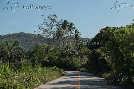 Rodovia  BA-880 na regio do distrito de Santiago do Iguape, em Cachoeira