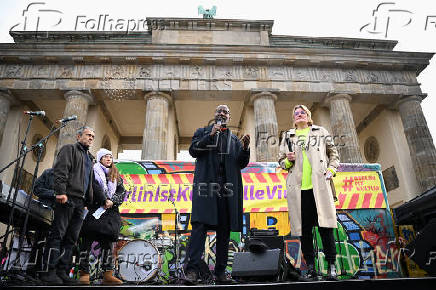 Protest against budget cuts in the culture sector in Berlin