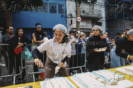 Bolo do Bixiga em comemorao aos 470 anos de So Paulo 