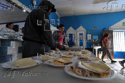 Celebran 'Da de Gracias' en un albergue migrante en la frontera norte de Mxico