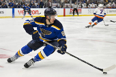 NHL: New York Islanders at St. Louis Blues