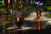 Chuva cai na cidade de Santos