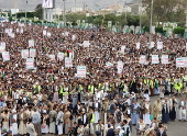 Houthis protest against the US and Israel in Sana'a