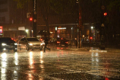 Chuva na avenida Paulista