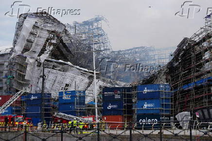 Outer wall of the Stock Exchange has collapsed after fire in Copenhagen