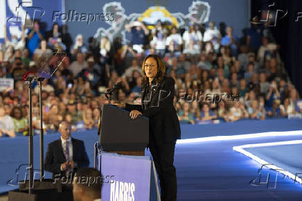 Kamala Harris durante comcio em Wilkes-Barre, na Pensilvnia