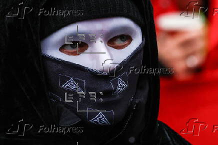 Protest in Wolfsburg supporting a third round of negotiations between IG Metall and Volkswagen