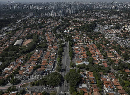 Ampliao da rodovia Raposo Tavares, em So Paulo (SP)