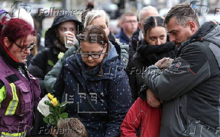 German Chancellor Scholz visits Magdeburg's Christmas market following vehicle-ramming attack