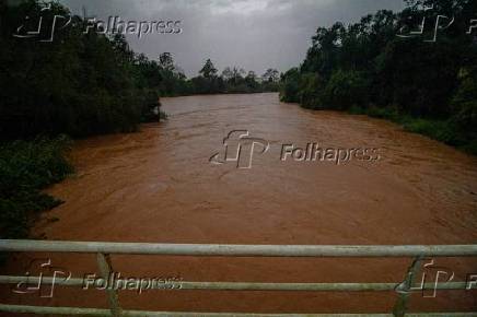 Chuvas torrenciais Interditam ruas em Venncio Aires no RS