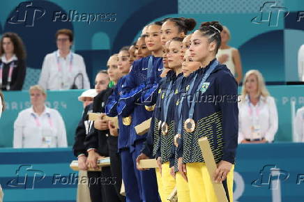 Ginastas do Brasil festejam o Bronze em Paris