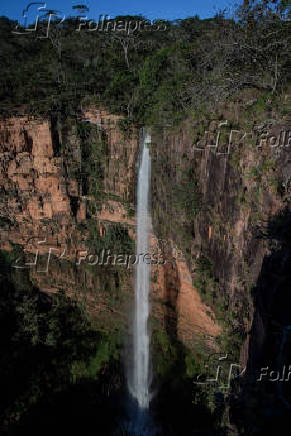 Vista da cachoeira Vu de Noiva, na Chapada dos Guimares (MT)
