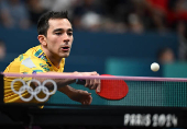 Hugo Calderano vence sul-coreano e avana  semi em Paris