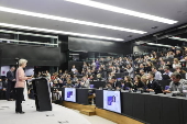 President of the European Commission presents her new College of Commissioners