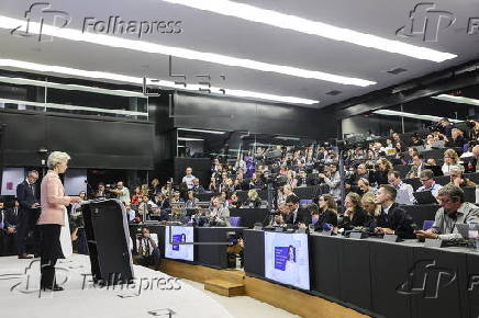 President of the European Commission presents her new College of Commissioners