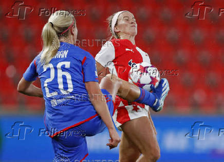 Folhapress - Fotos - Women's Champions League - Group B - Slavia