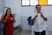 Evandro Leito candidato do PT vota em Fortaleza