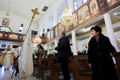 Faithful celebrate Christmas, following the ousting of Syria's Bashar al-Assad, in Damascus