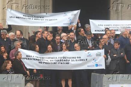 Auditores fiscais da Receita Federal protestam no Rio contra interferncia do governo no rgo