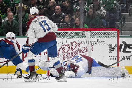 NHL: Colorado Avalanche at Dallas Stars