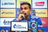 CRUZEIRO APRESENTACAO DO JOGADOR DUDU