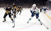 NHL: Vancouver Canucks at Pittsburgh Penguins