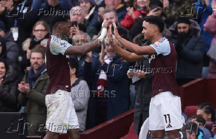 Premier League - Aston Villa v Manchester City