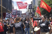 Manifestantes protestam contra a jornada de trabalho 6x1