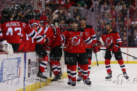 NHL: Pittsburgh Penguins at New Jersey Devils