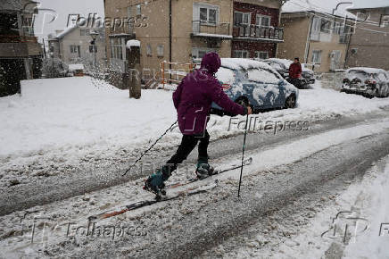 Heavy winter snowfall in Belgrade